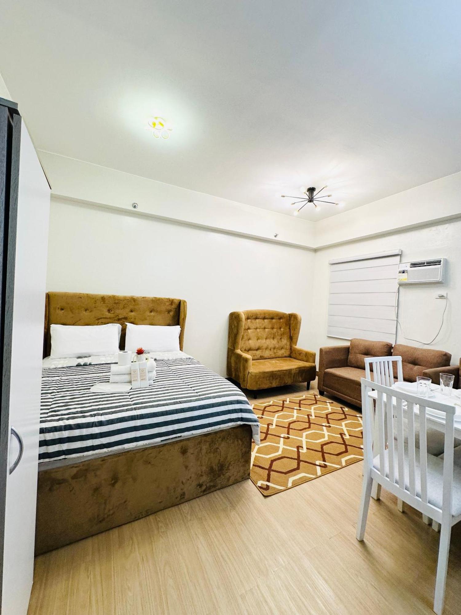 Starlight Suites Trece Martires Kültér fotó