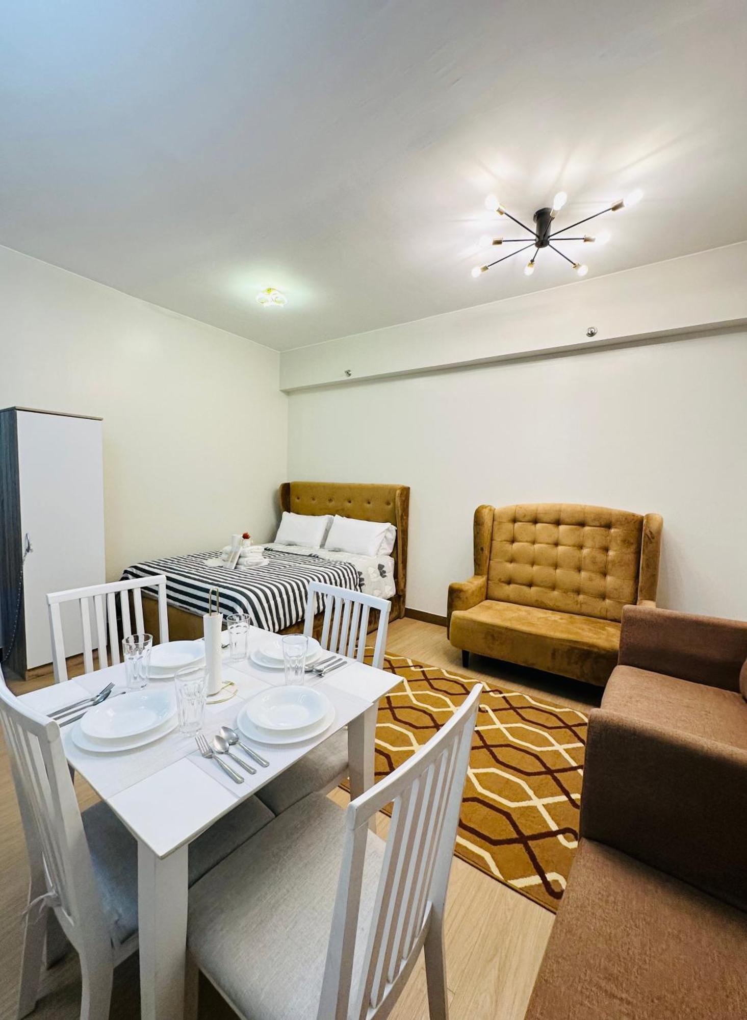 Starlight Suites Trece Martires Kültér fotó
