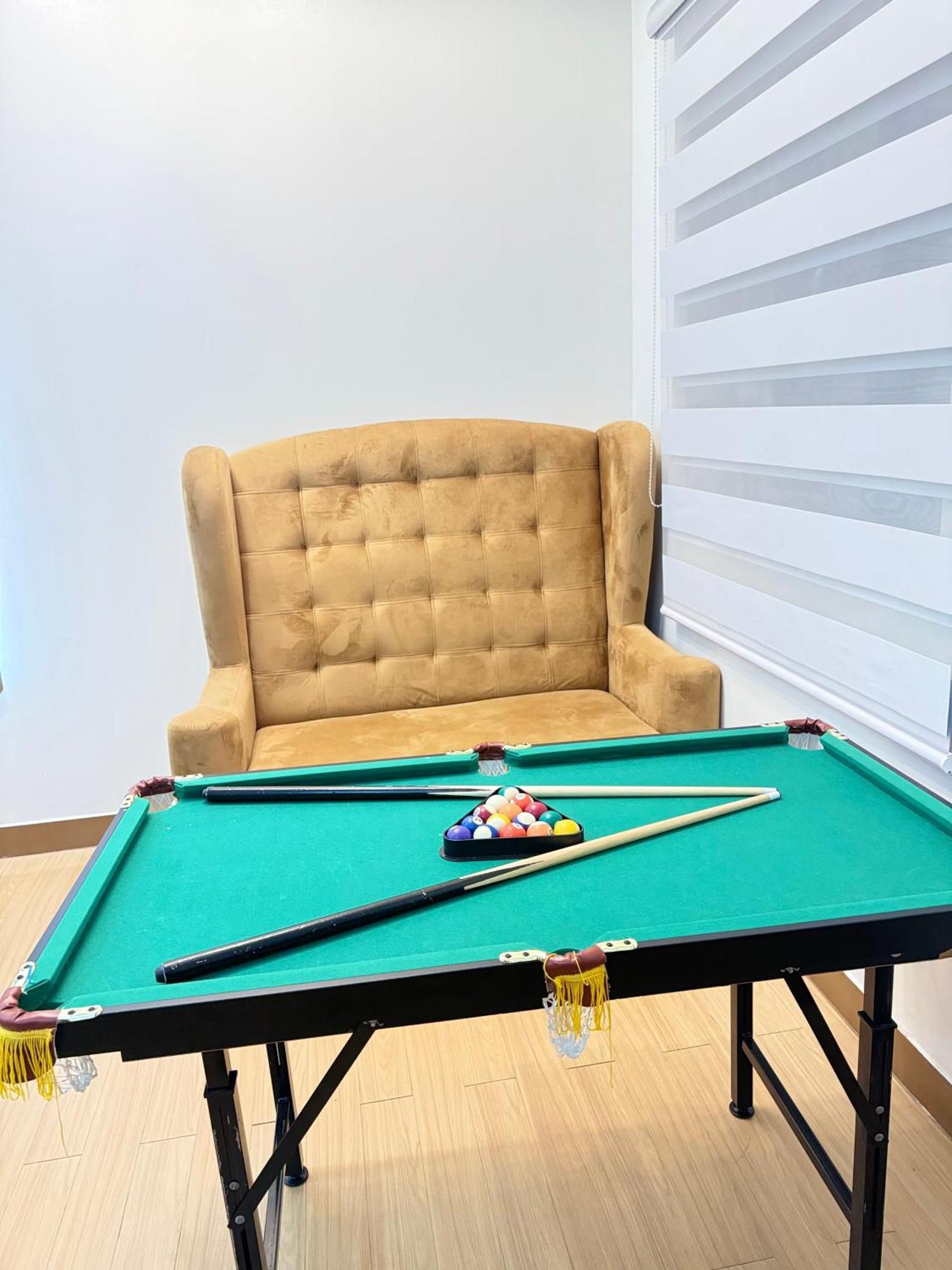 Starlight Suites Trece Martires Kültér fotó